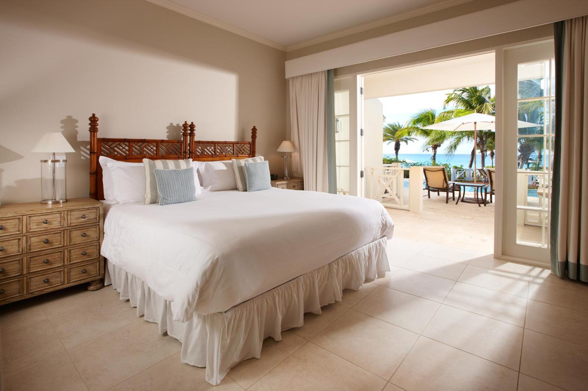 บลู วอเตอร์ รีสอร์ต แอนด์ สปา Hotel St. John's ภายนอก รูปภาพ