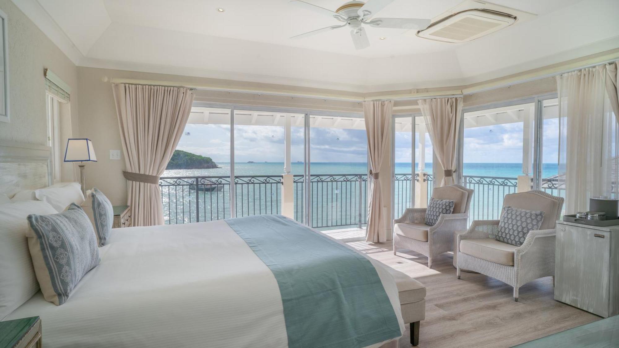 บลู วอเตอร์ รีสอร์ต แอนด์ สปา Hotel St. John's ภายนอก รูปภาพ
